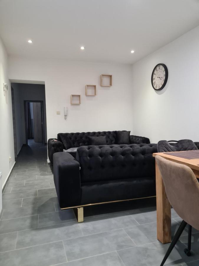 Bruxelles Airport Charleroi H Nouvelle Geranceアパートメント エクステリア 写真