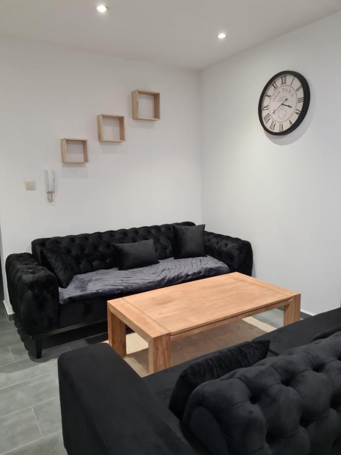 Bruxelles Airport Charleroi H Nouvelle Geranceアパートメント エクステリア 写真